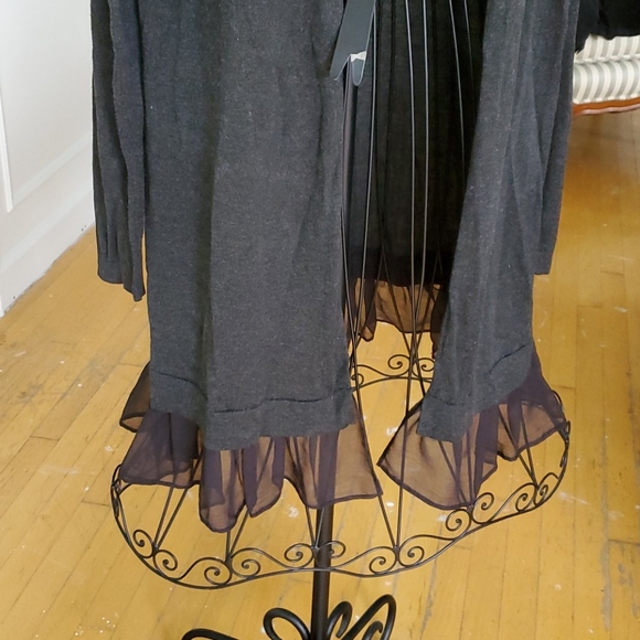 Sweater - Picture 2 of 4